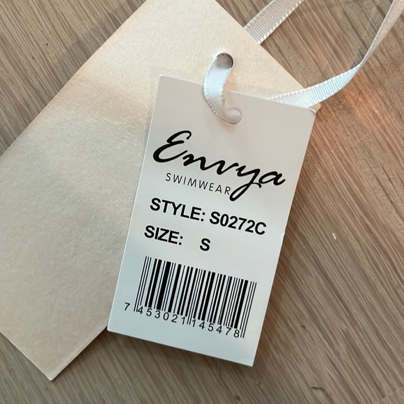 Emya swimwear one piece - Picture 4 of 4